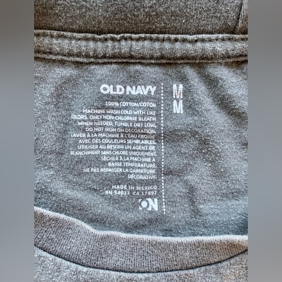 100% Cotton Gray Old Navy T-Shirt - Picture 2 of 3